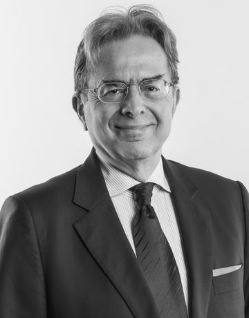 George Veinoglou